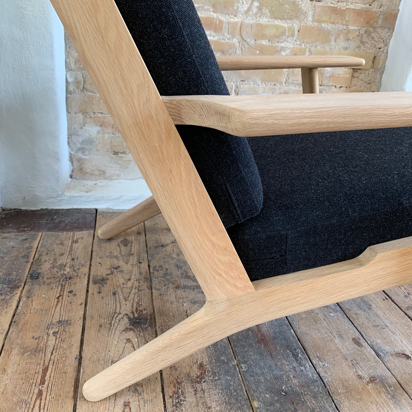 Cushions for Wegner GE290 in selected fabrics