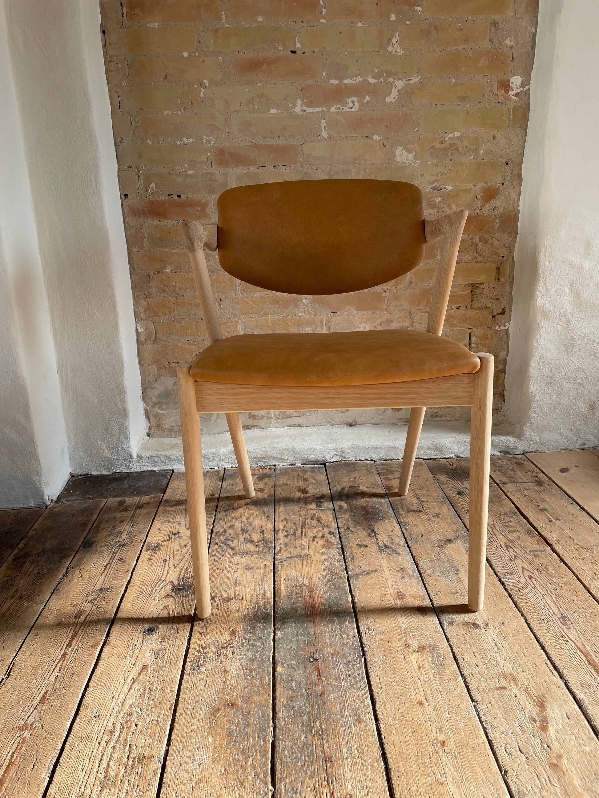 Ompolstring af Kai Kristiansen model 42 i cognac anilin læder