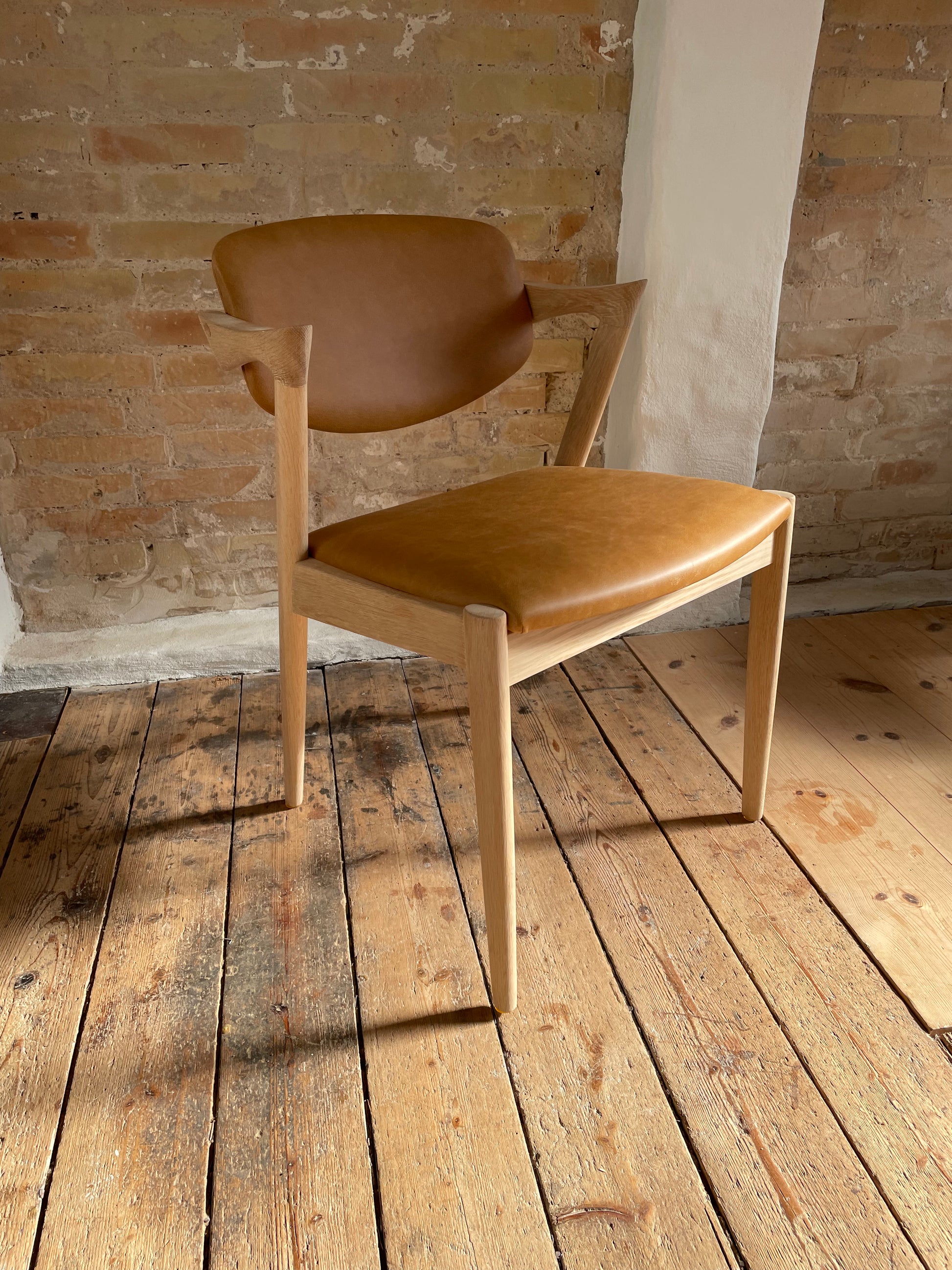 spisestuestol med vipperyg