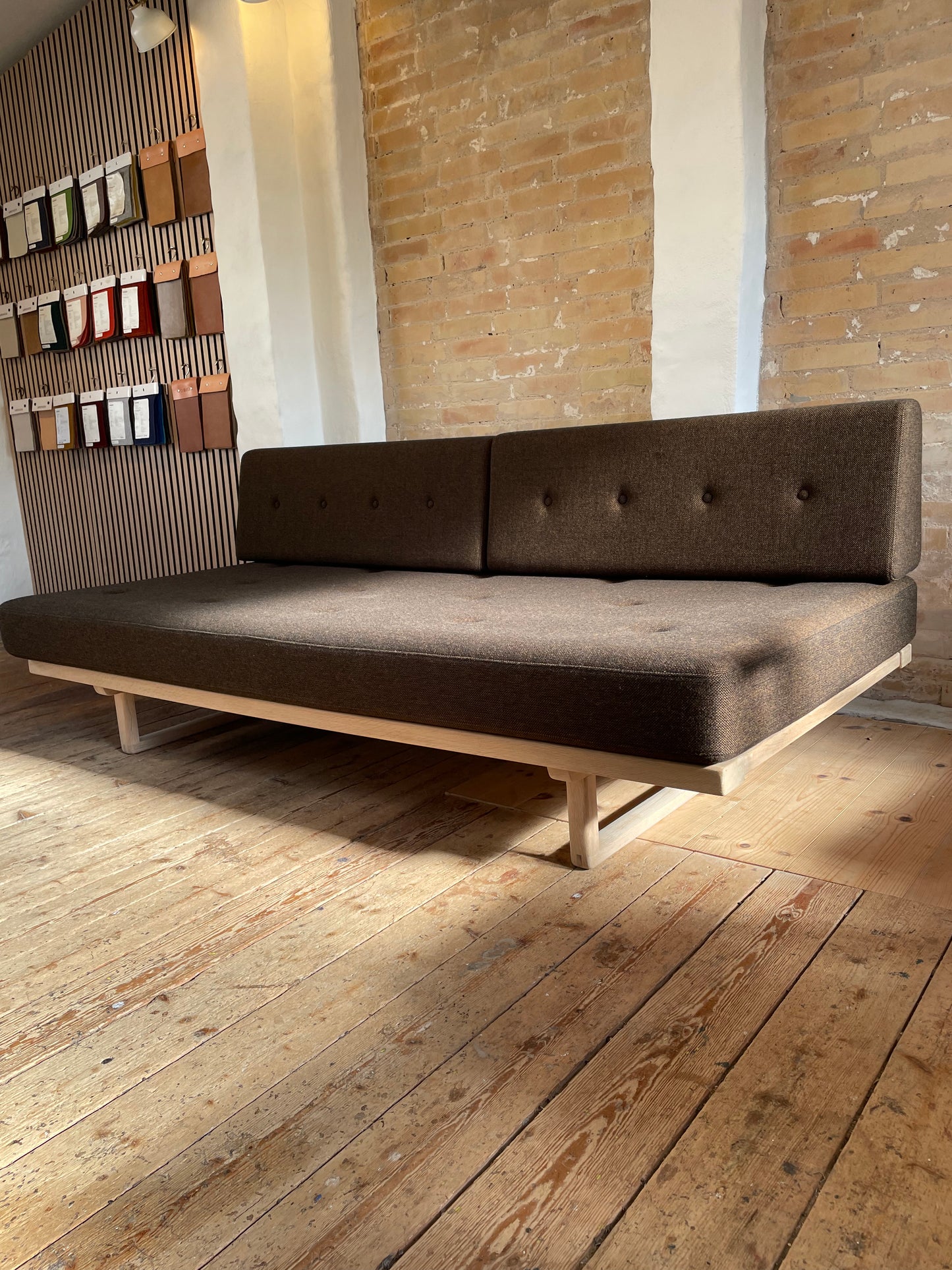 Nye hynder til Børge Mogensen daybed model 4312 i Hallingdal fra Kvadrat