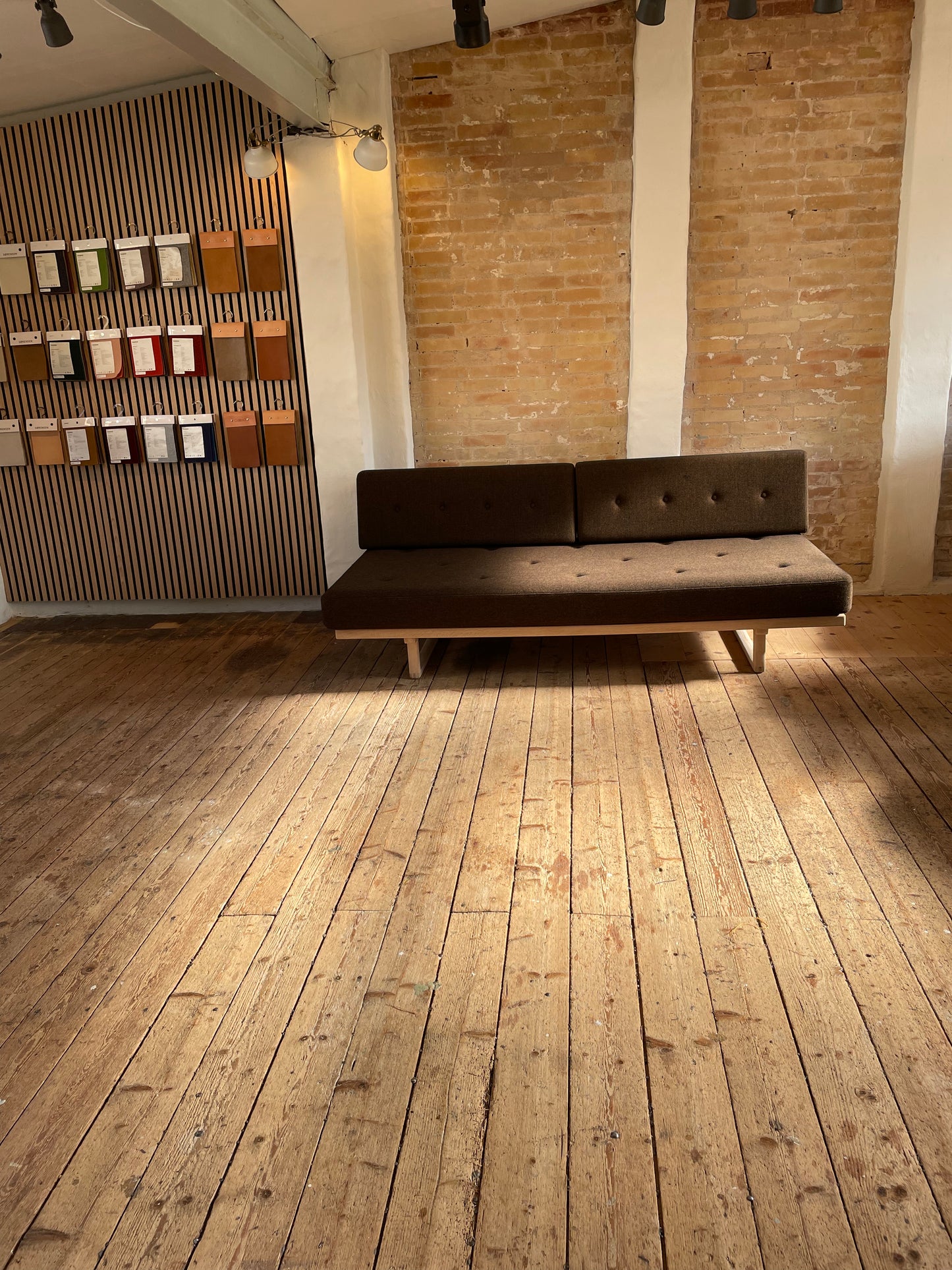 Nye hynder til Børge Mogensen daybed model 4312 i Hallingdal fra Kvadrat