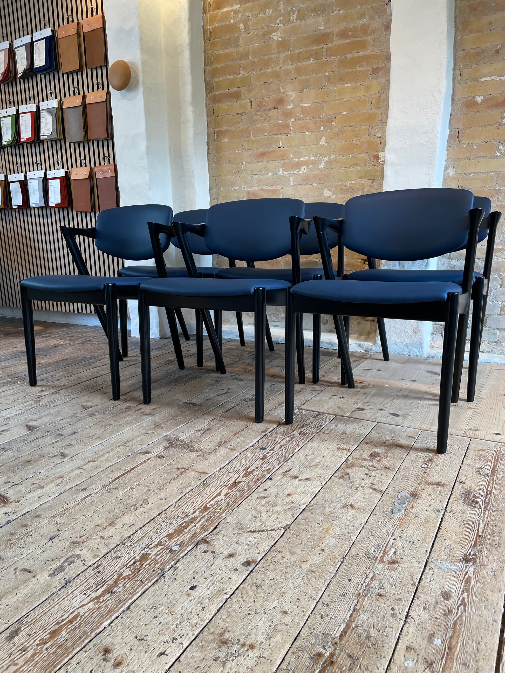 Mørkeblåt læder Kai Kristiansen model 42