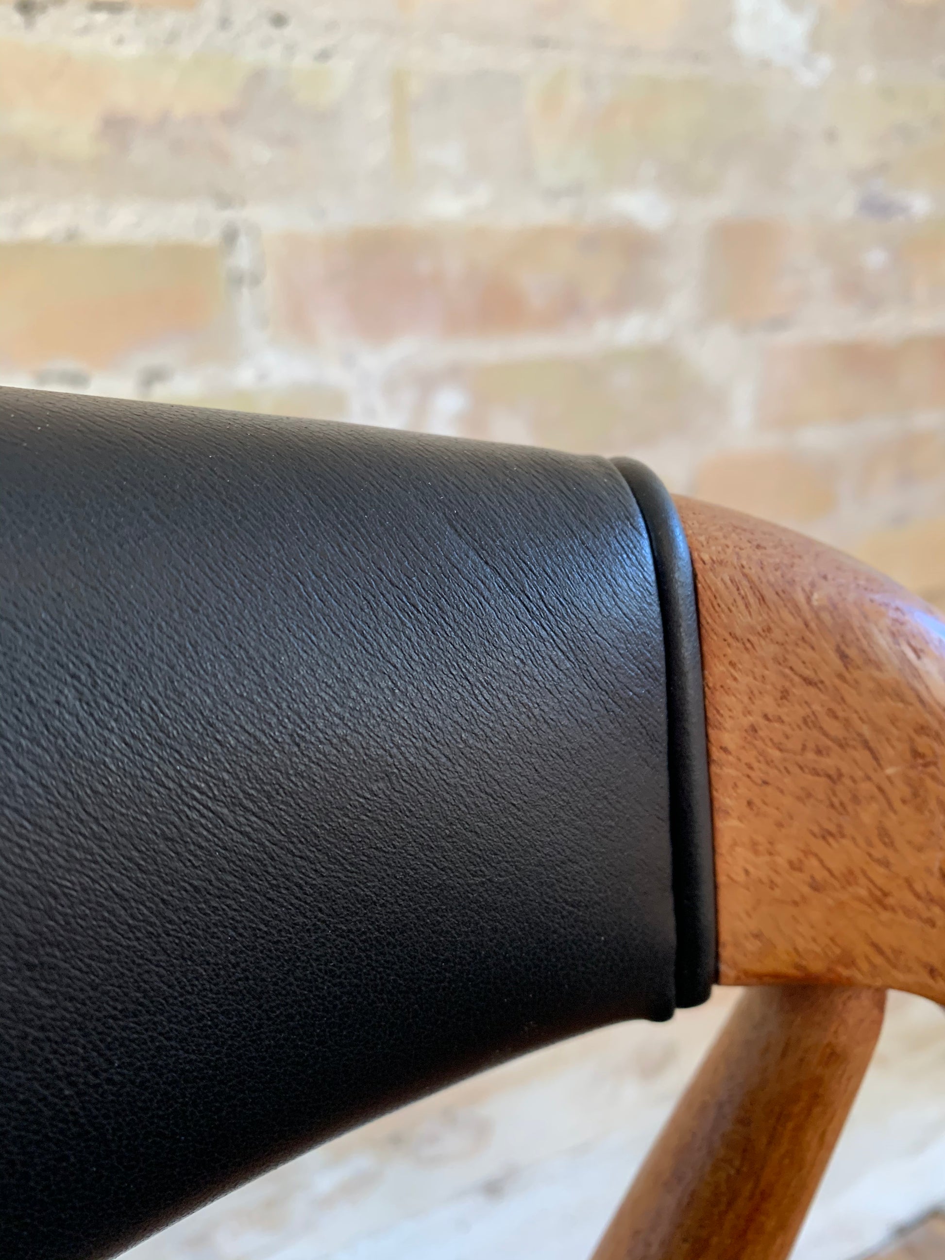 Ompolstring af Kai Kristiansen model 31