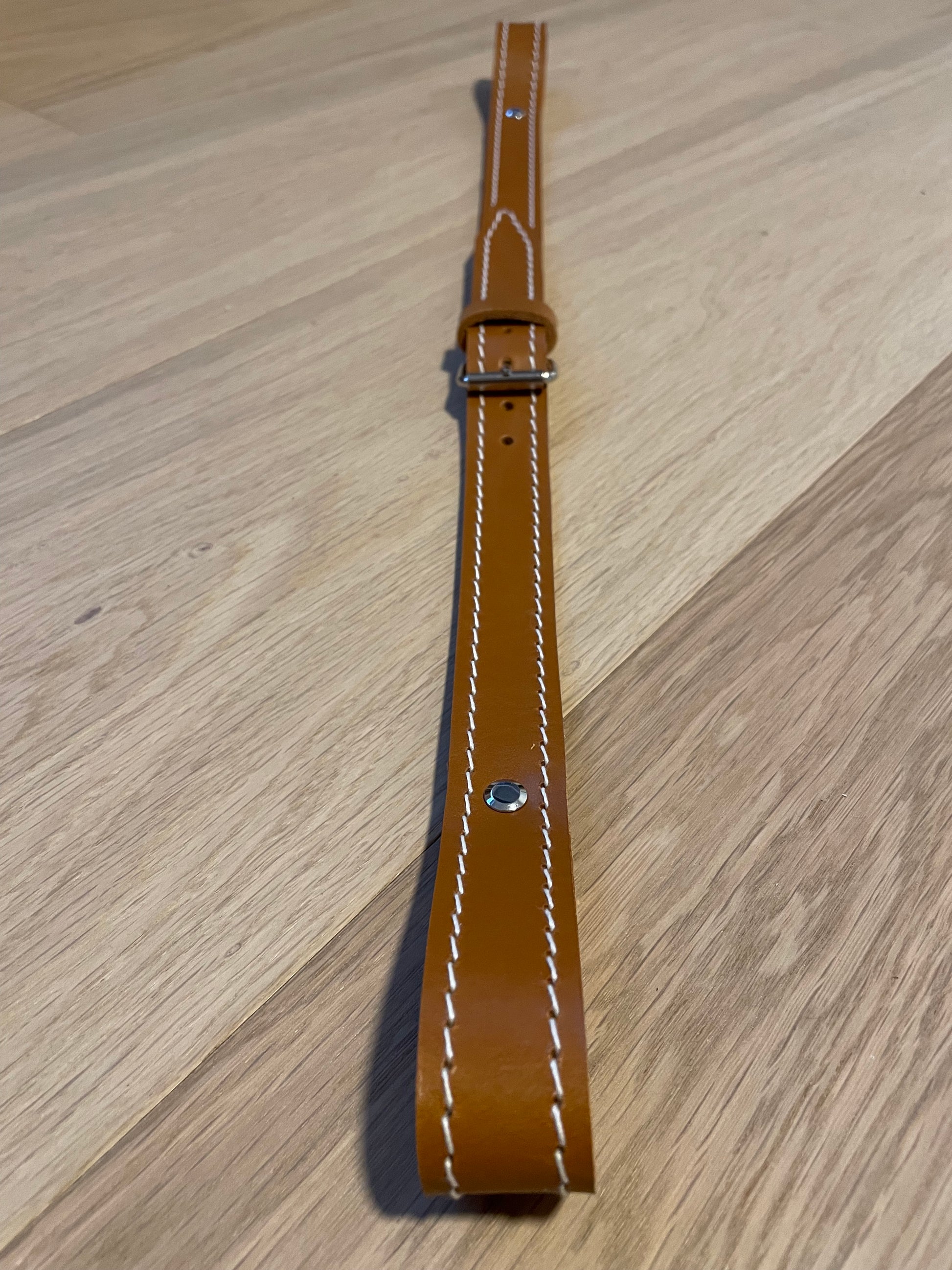 Ny kernelæder remme til Rem til Aage Bruun Safaristol