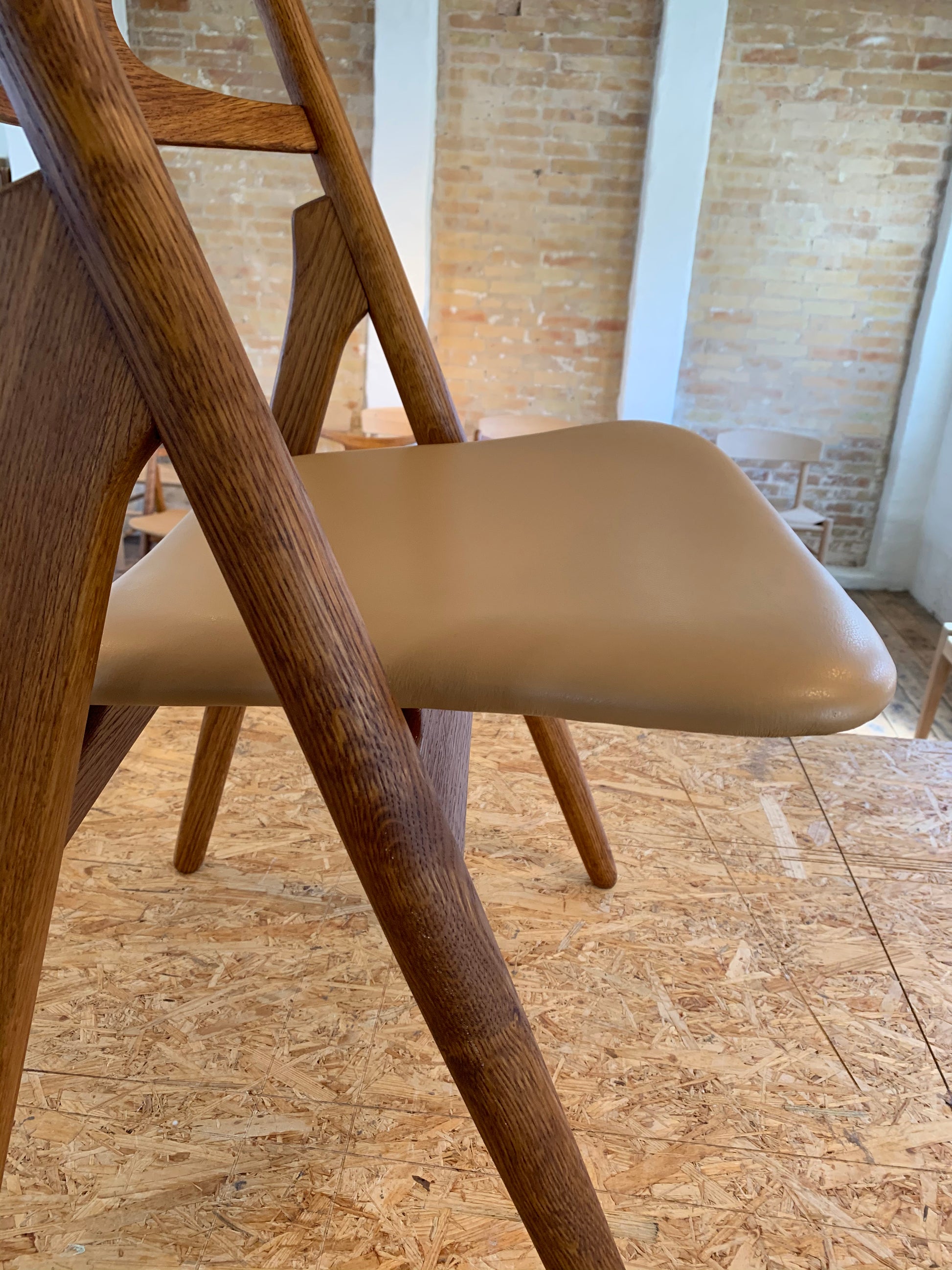 Hans J Wegner savbuk