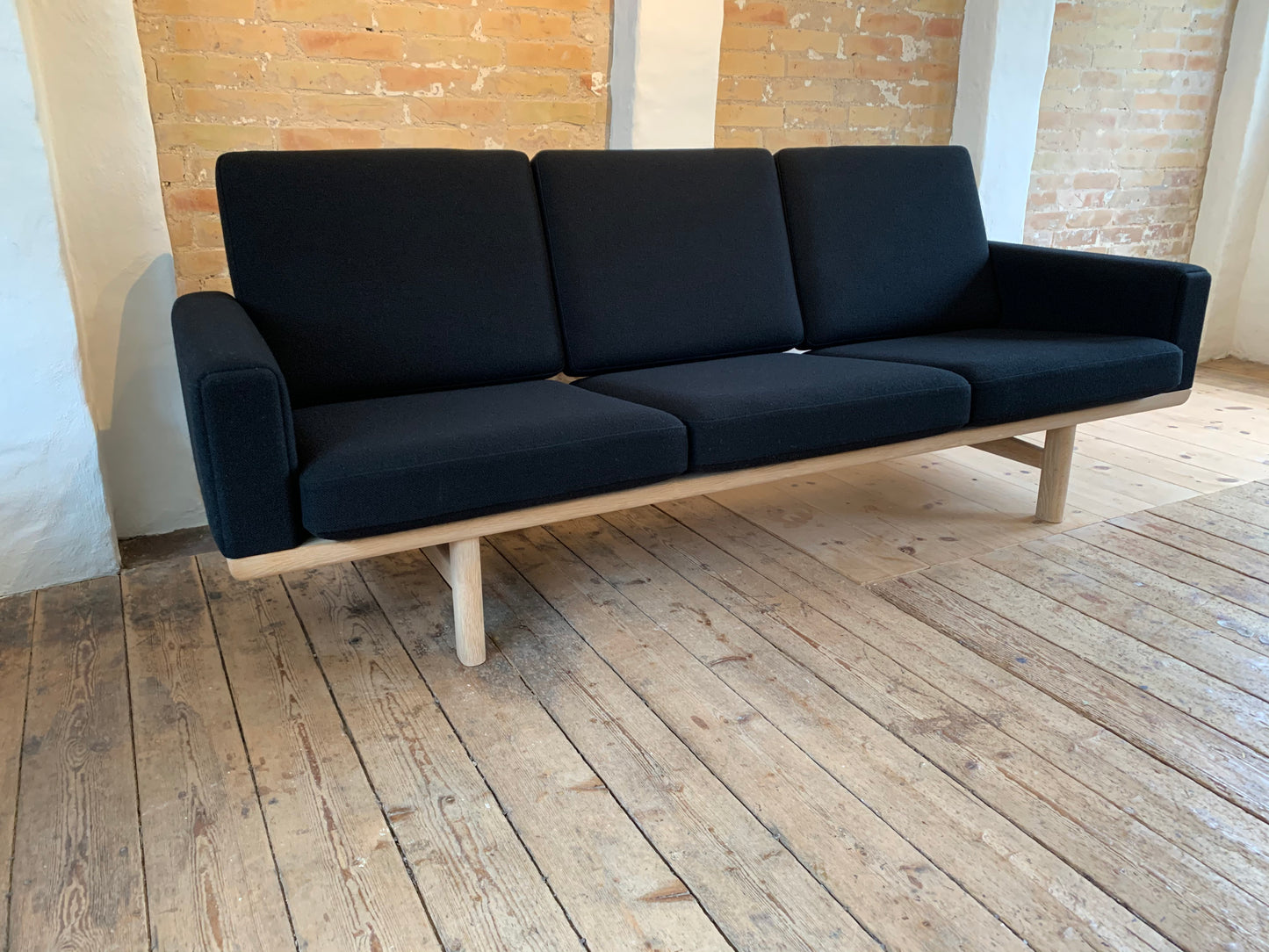 Hans Jørgensen Wegner Ge236 