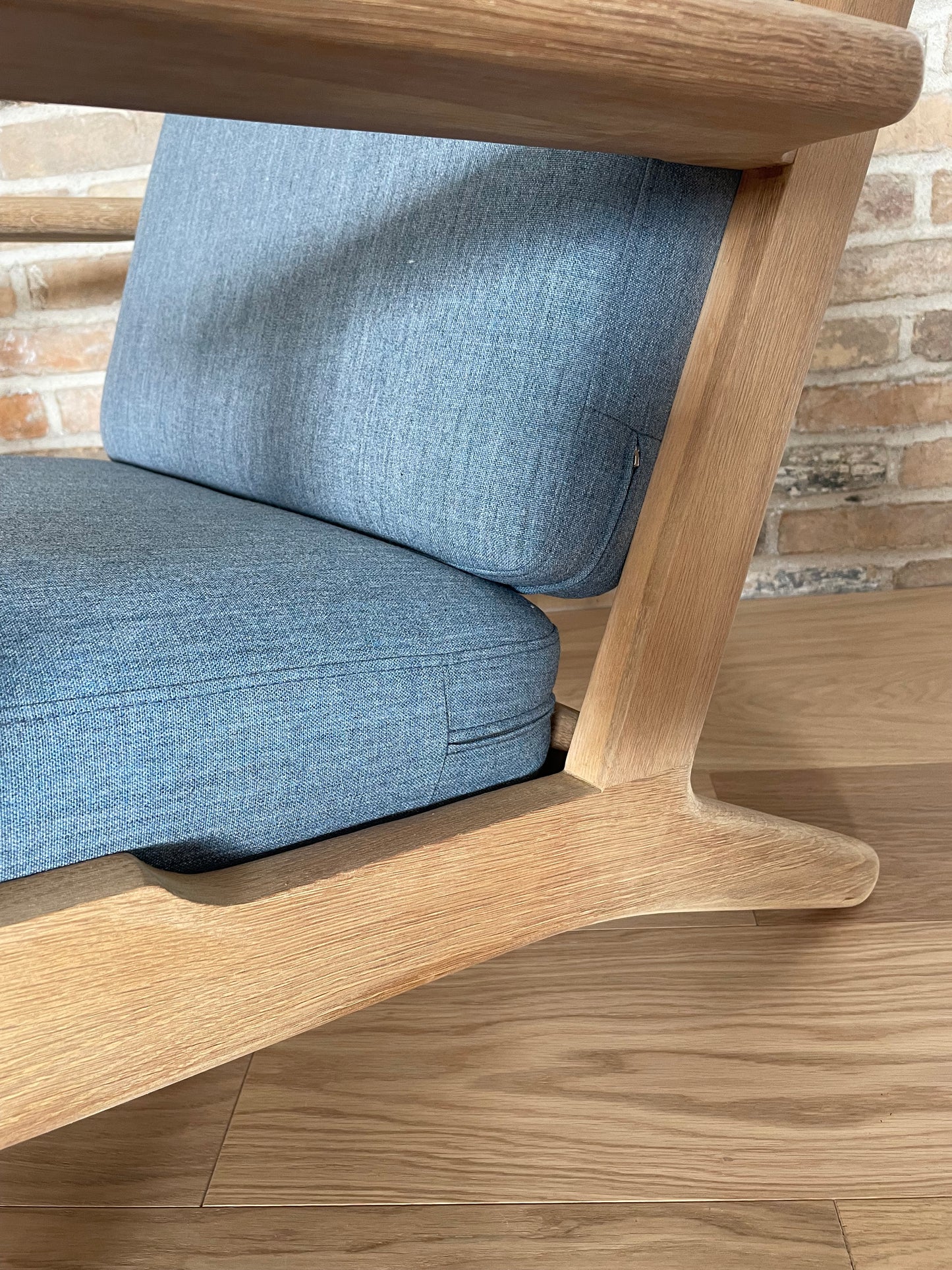Cushion set for Wegner GE290A in Remix from Kvadrat