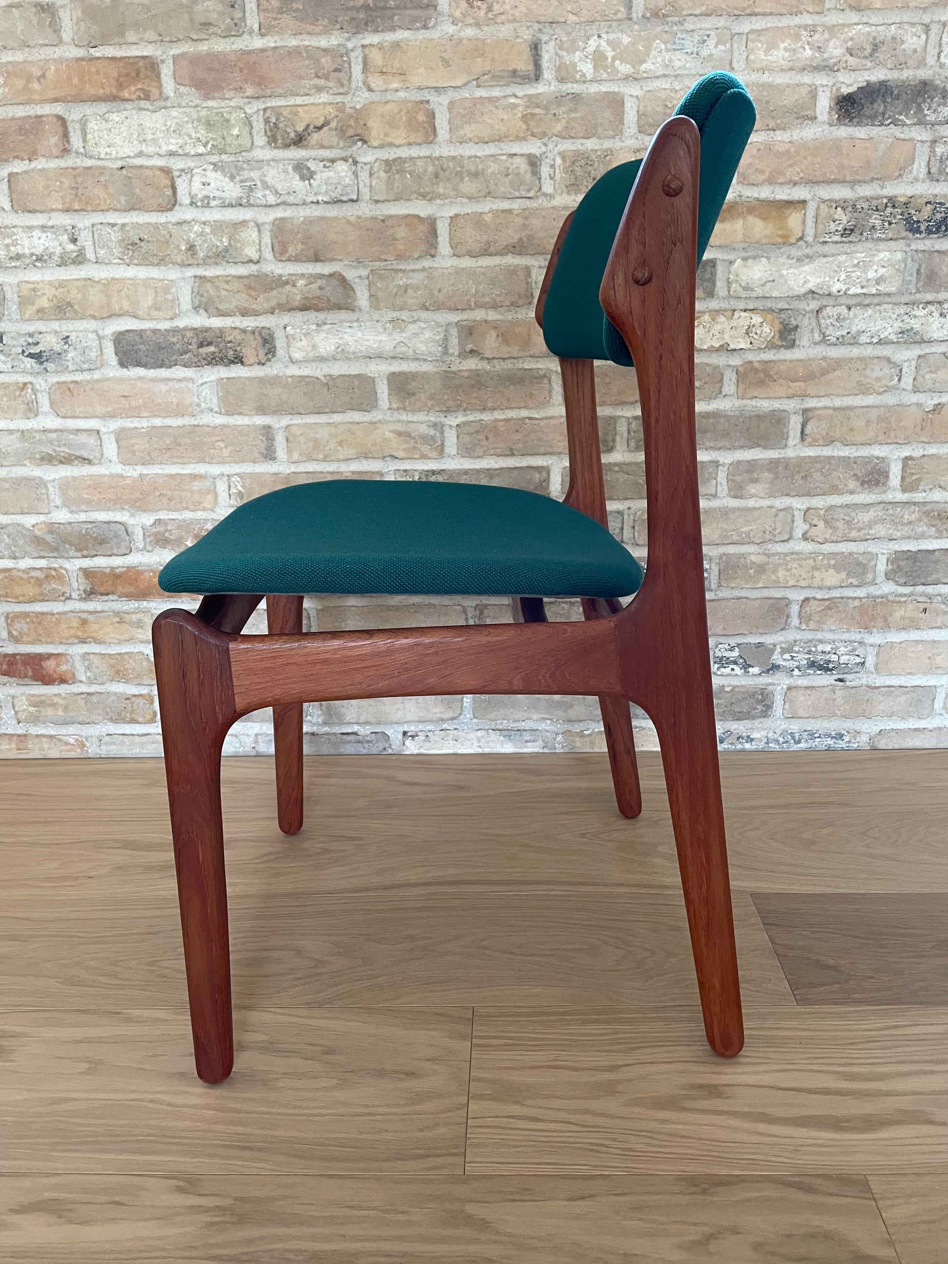 ompolstring af Erik Buch model 49
