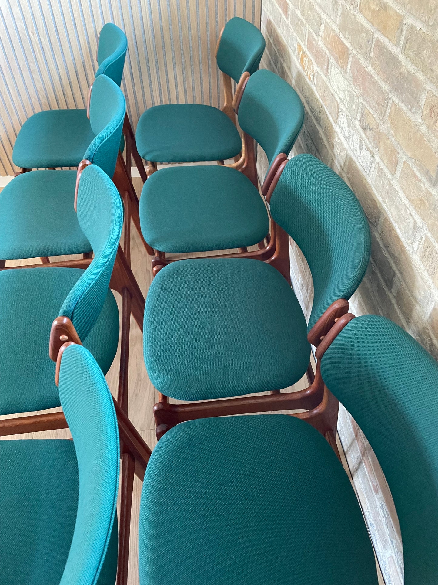 Upholstery of Erik Buch model 49 in Steelcut Trio 3 from Kvadrat