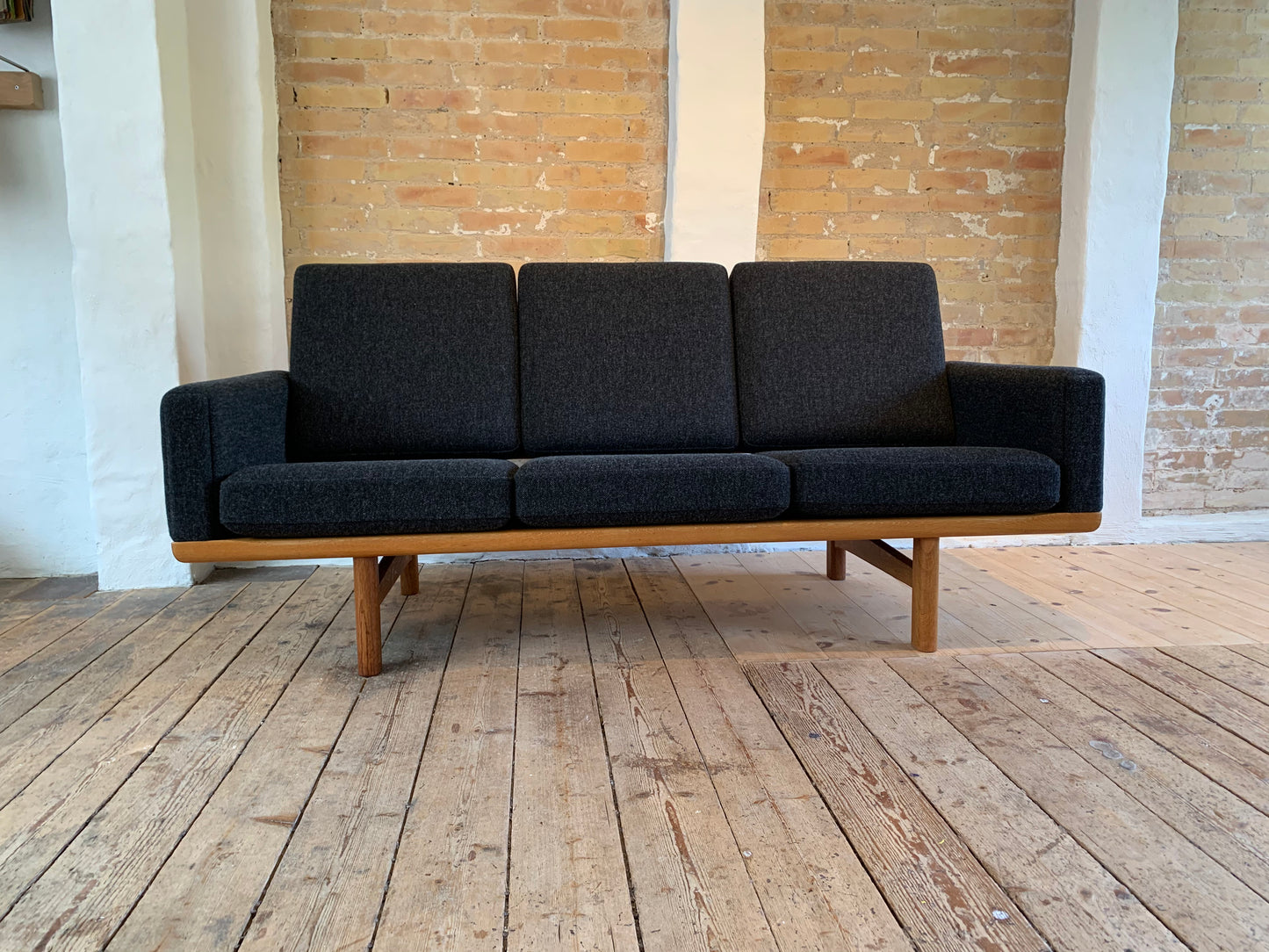 Wegner GE236 in Hallingdal 180 from Kvadrat