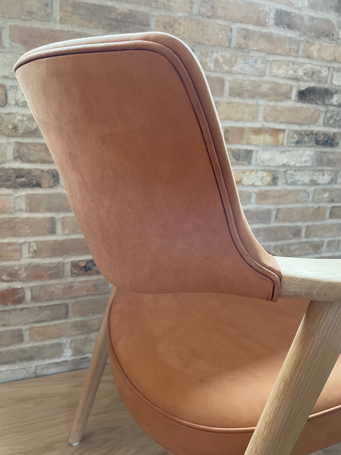 Upholstery of Erik Kirkegaard model 43 in Dunes leather from Sørensen