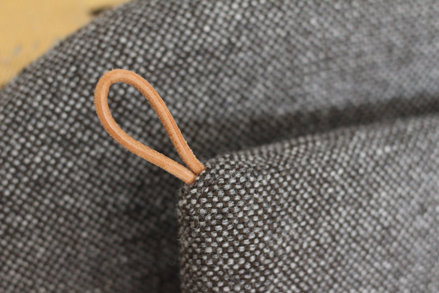 RE-WOOL 2 FRA KVADRAT - NYE HYNDER TIL ILLUM WIKKELSØ IW3 GYNGESTOL