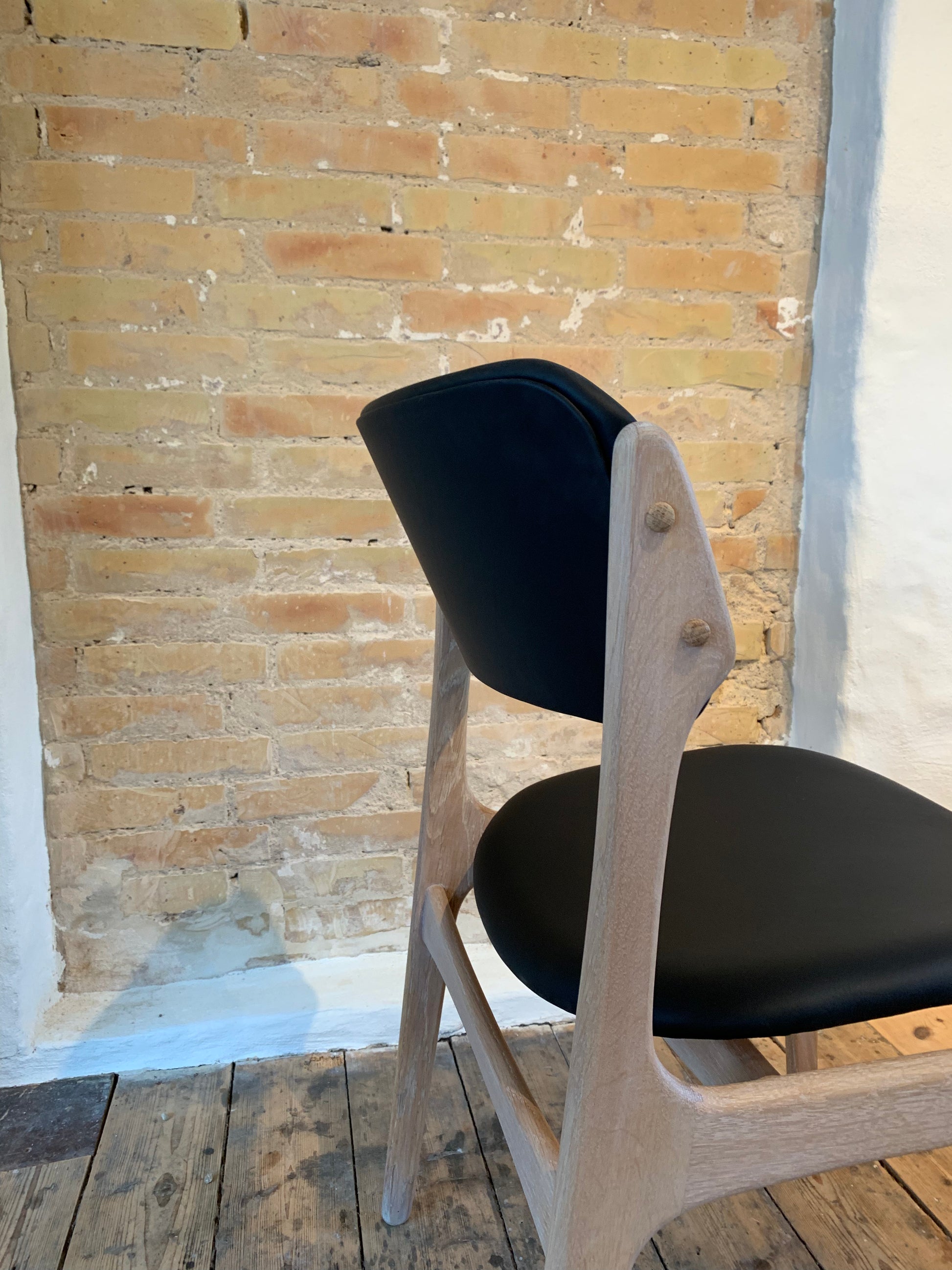 Ompolstring af Erik Buch model 49