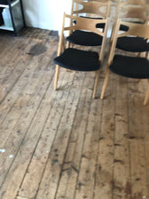 Indlæs billede til gallerivisning Wegner CH29 ompolstret i semi-anilin læder fra CAMO