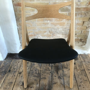 Wegner CH29 savbukkestol